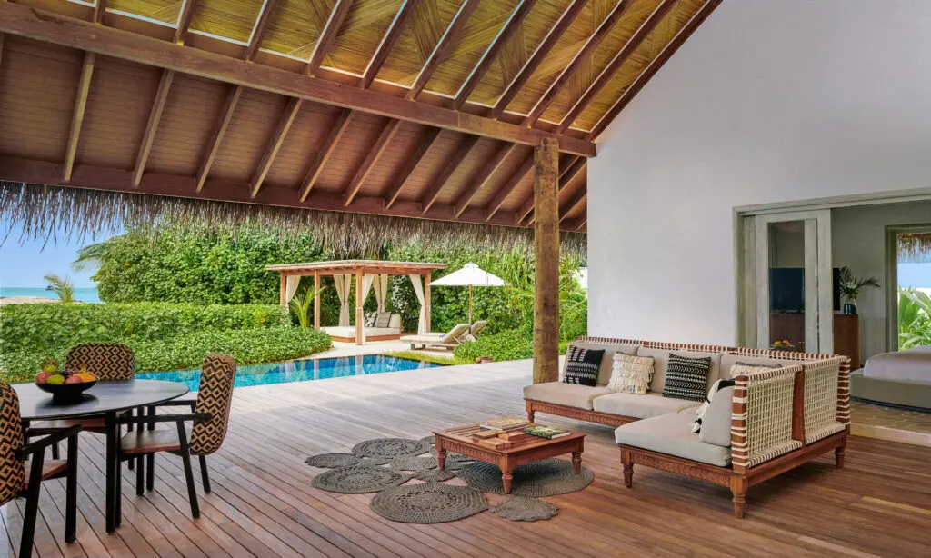 02 Three Bedroom Sunset Beach Villa with Pool