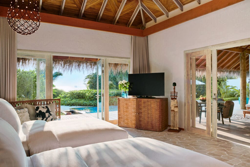 01 Three Bedroom Sunset Beach Villa with Pool