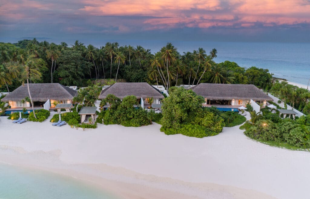 Seven Bedroom Sirru Residence